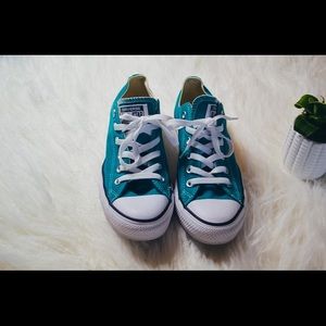SOLD Teal Converse